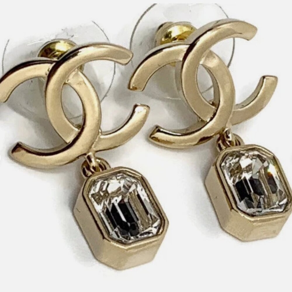 Authentic CHANEL CC gold earrings with dangling crystals